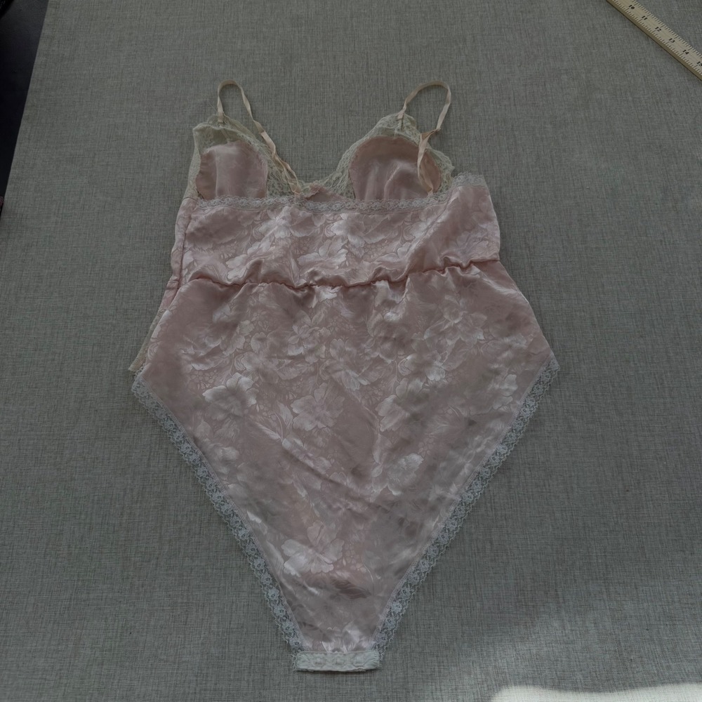 Vintage Pink Floral Jacquard Lace Trim Teddy Bodysuit Made in USA Medium - Picture 6 of 7